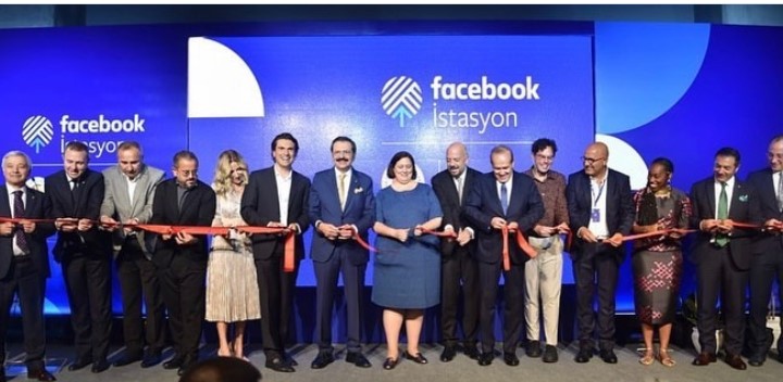 Facebook İstasyon'un Açılışı